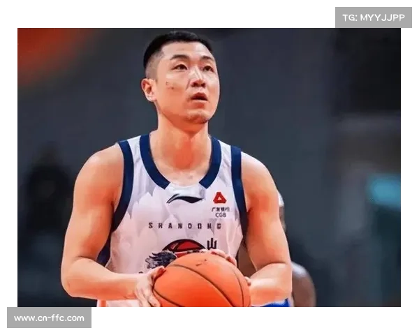 高诗岩膝盖积液缺阵,谢智杰扛起山东后场组织重任 高诗岩膝盖积液缺阵,谢智杰扛起山东后场组织重任